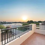 Idyllic Family Haven 3-Bedroom Villa With Study Room By Petals Holiday Homes