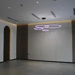 One Bed Apartment At A Great Location In Dubai Marina