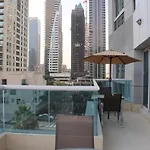 One Bed Apartment At A Great Location In Dubai Marina