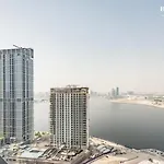 Lavish 3Br Apartment With Assistant Room In Habour Gate Tower