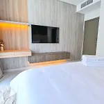 1Br Close To Crystal Lagoon In District One Meydan