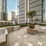 First Class 2Br Mesmerizing Creekfront Views