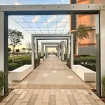 First Class 2Br Mesmerizing Creekfront Views