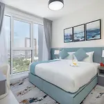 Vogue Al Wasl 1 Residence East 17Th Floor With Balcony View Of Zabeel Park And Dubai Frame, Walkable To Dubai Metro, Near Sheikh Zayed Road & Dubai World Trade Centre