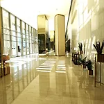 Luxurious Apartment In Downtown, Dubai