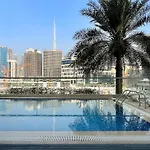 Business Bay Premium Apartment By Renttiers