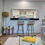Bright And Spacious Flat Downtown Burj Khalifa