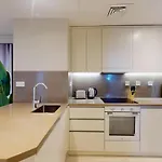 Ocean Heights - Three Bed With City And Sea View