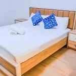 Stylish Studio Prime Location