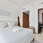 Stylish 1Br With Pool, Gym, Bbq Area & Playground