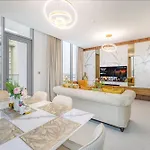 Luxury 2 Bedroom Plus Kids Room Burj Khalifa View