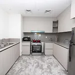 Beachfront Family Entire Unit In Dubai Ras Al-Khor