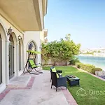 Dream Inn - Luxury Palm Beach Villa
