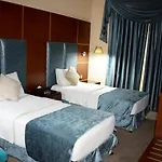 Kings Park Hotel