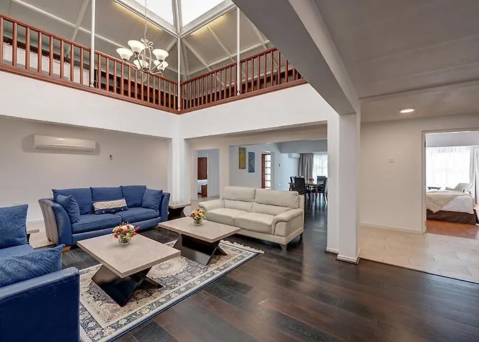 J5 Four Bedroom Villa Holiday Home In Al Wasl For Families Only
