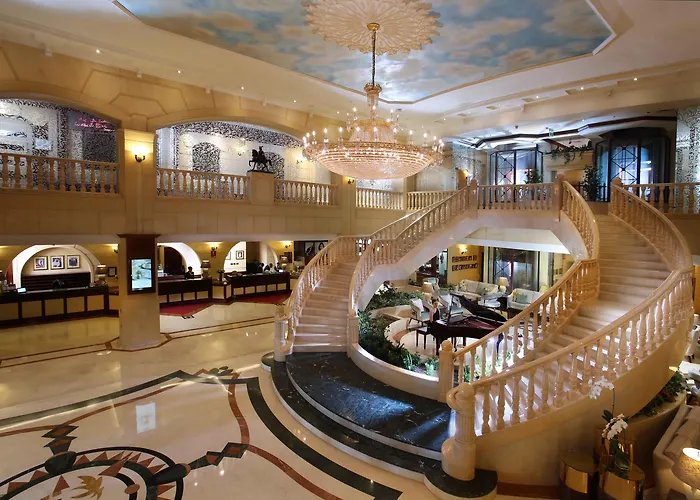 Knight Castle Hotel