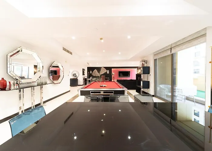 6 Bedrooms Beach Villa In The Main Jbr Beach Walk