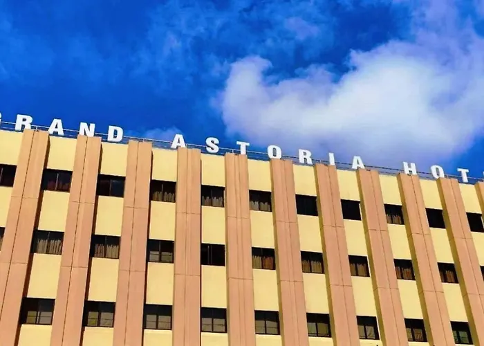 Grand Astoria Hotel
