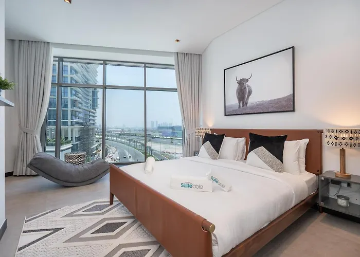 Contemporary Ranch Living With Burj Khalifa View