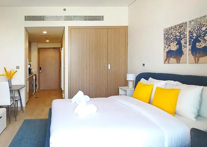 Modern Furnished Studio Farhad Azizi Residence Al Jaddaf