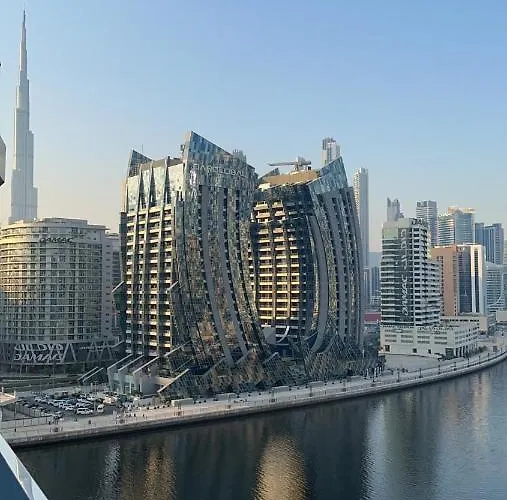Modern New Studio With Burj Khalifa And Canal View