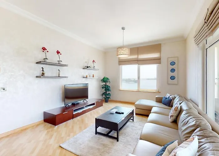 3 Bedroom Apartment In Palm Jumeirah, With Private Beach Access