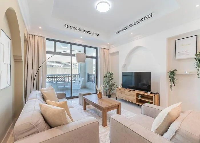 Traditional 2 Bedroom With Dubai Fountain View