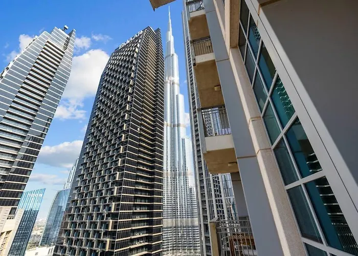 Stand Point Luxury Living In Downtown Dubai