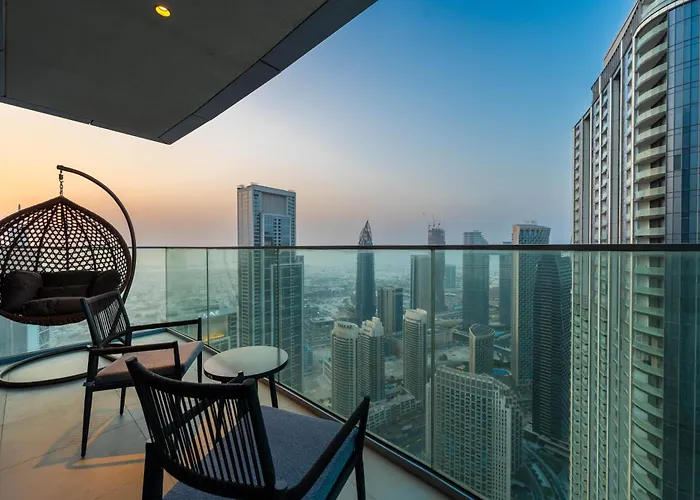 Maison Privee - Ultra Chic High-Floor Apt With Direct Burj Khalifa & Fountains Views