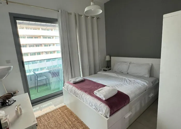 Studio Apartment Near Jbr