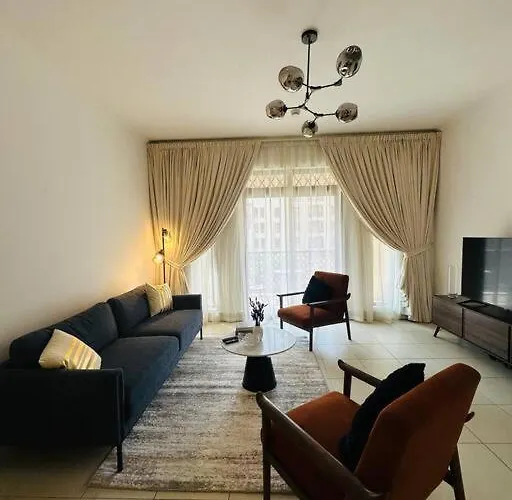2-Bed Haven In Downtown Oasis Near Burj & Dxb Mall