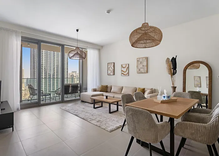 Vayk - Boho Modern 3 Bhk Apartment In Dubai Downtown