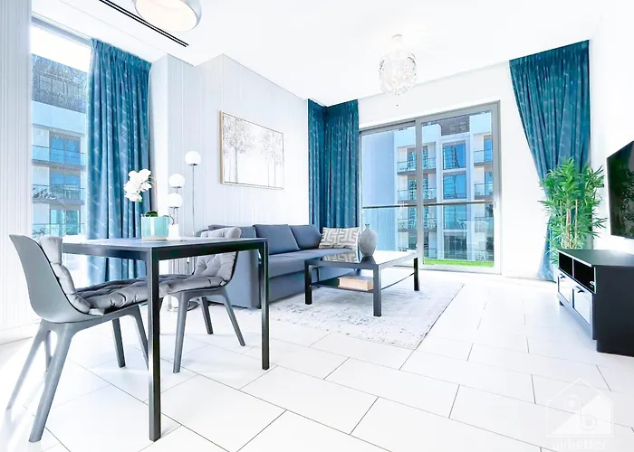 Stunning & New 1B Apt With Balcony & View Dubai