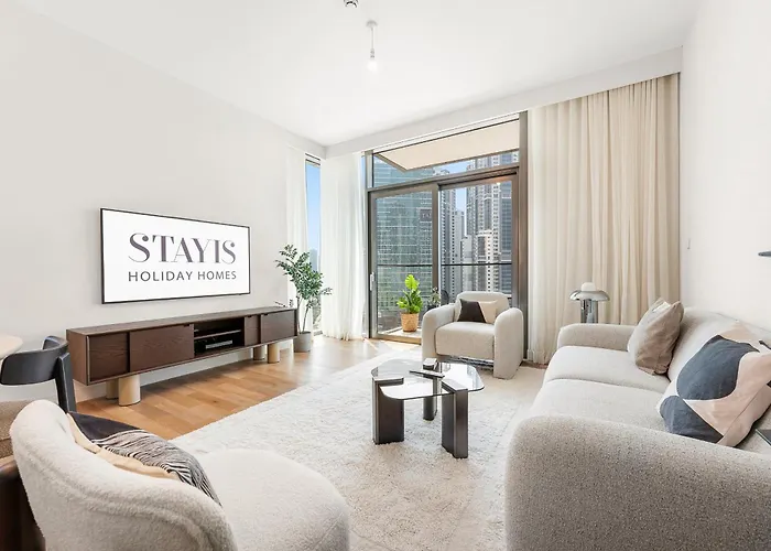 Stayis -Ultra Luxurious 2 Bedroom With City Skyline View