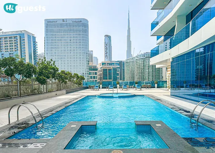 Higuests - Stylish Urban Studio Escape In Waves Tower By Kasco
