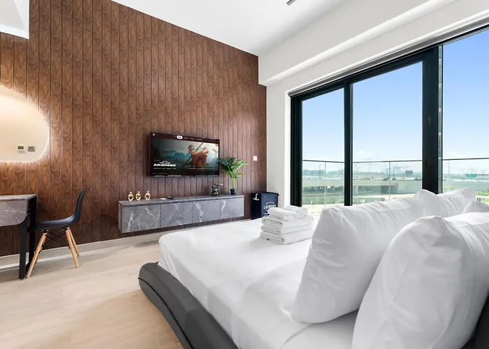 Hotel Apartment - 10 Minutes From Downtown
