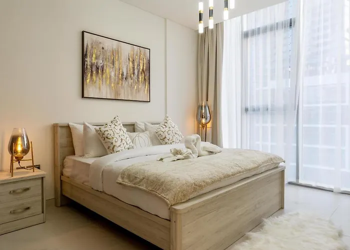 2 Bed Apt In District One Dubai - Lagoon Views