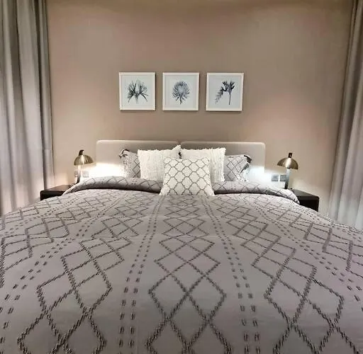 2 Bedroom Damac Prive Apartment