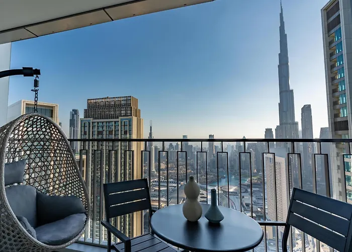 Burj Khalifa & Dubai Dancing Fountain View, 54Th Floor & Dubai Mall Access