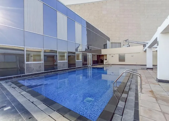 Studio In Difc That Sleeps 4 Comfortably