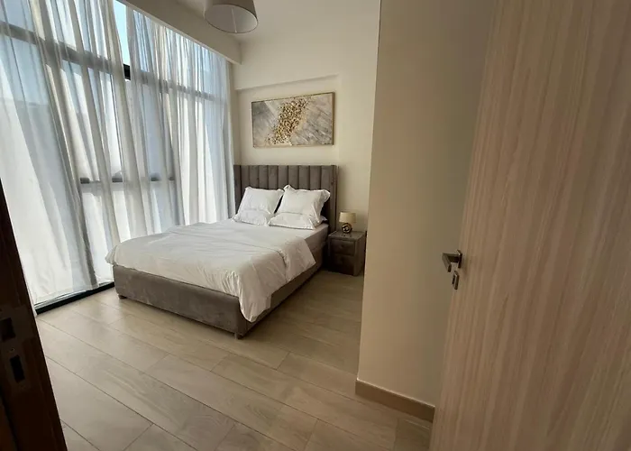 Cozy 01 Bhk With Balcony