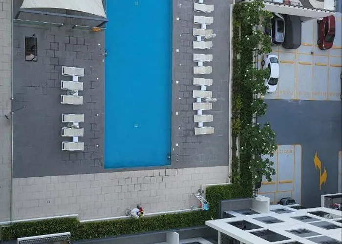 Modern 2Br -5Min To Metro-Unit 211