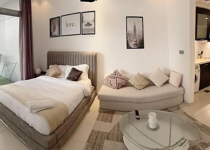 Chic Studio In Dubai Marina