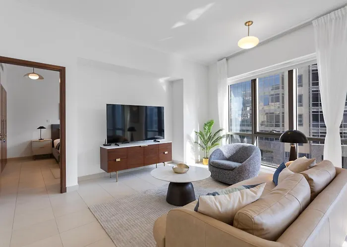 Exquisite Centrally Located 1Br In Downtown Dubai