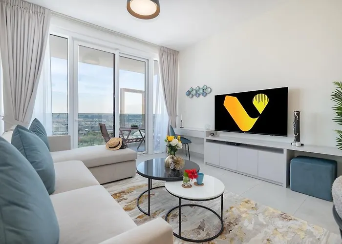 Vogue Al Wasl 1 Residence East 17Th Floor With Balcony View Of Zabeel Park And Dubai Frame, Walkable To Dubai Metro, Near Sheikh Zayed Road & Dubai World Trade Centre