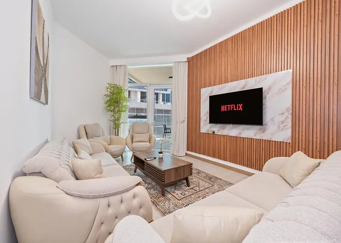 Exquisite 1-Bedroom Fully Furnished Apt At Missoni
