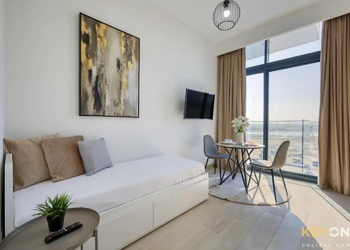 Azizi Riviera Studio Chic & Cozy