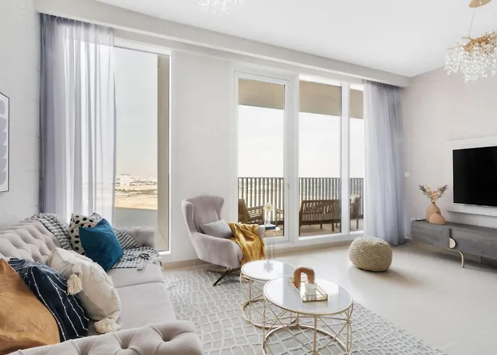Luxury 2Br At Harbour Gate With Gorgeous View