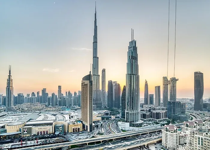 Iconic 2Br With Burj Khalifa & Downtown Views