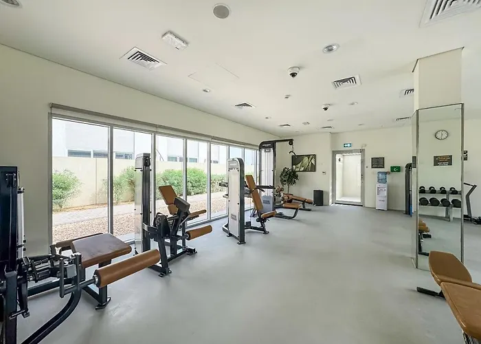 Bright And Airy 2Br, Family-Friendly With Pool And Gym